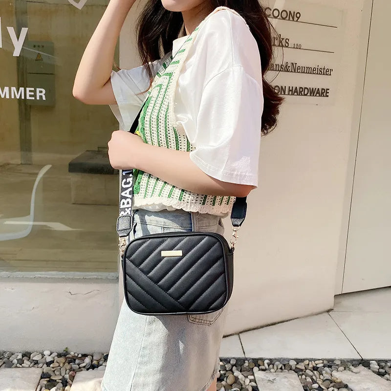 Premium "Moda Donna" Handtasche/Clutch Größe "S" - PITANI