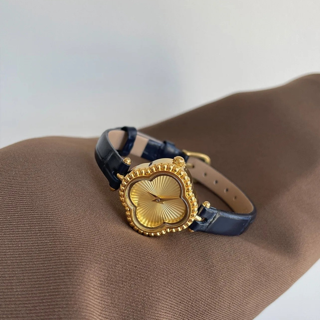 Leder Armbanduhr "no.848" - PITANI