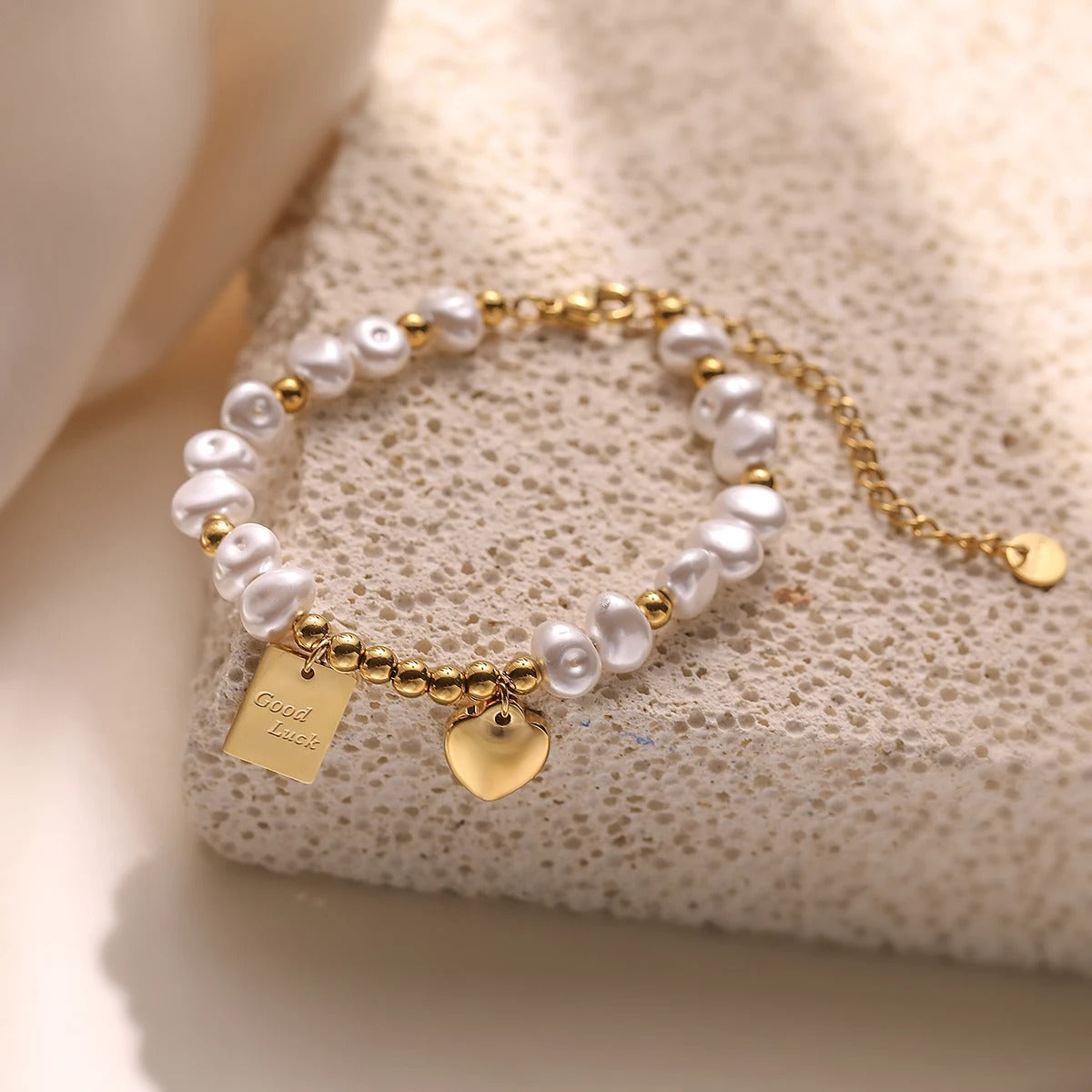 Edelstahl Perlen Armband mit Good Luck Gravur "Non sbiadisce no.5225" - PITANI