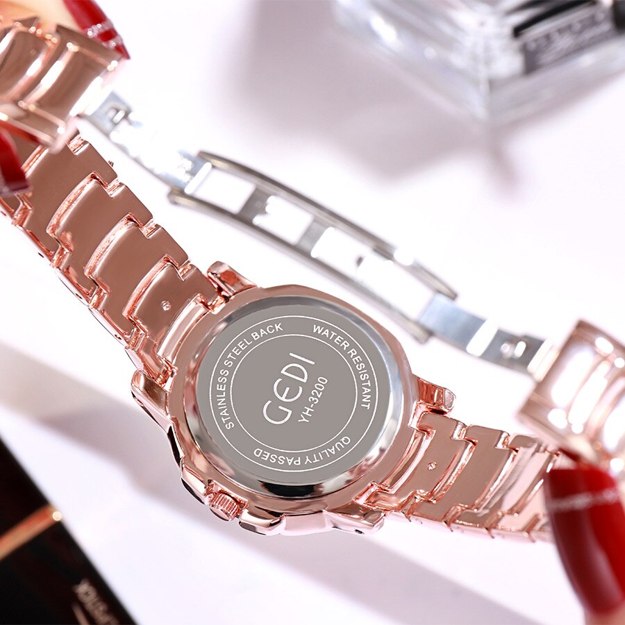 Edelstahl Armbanduhr "Signora Di Stile no.381" - PITANI