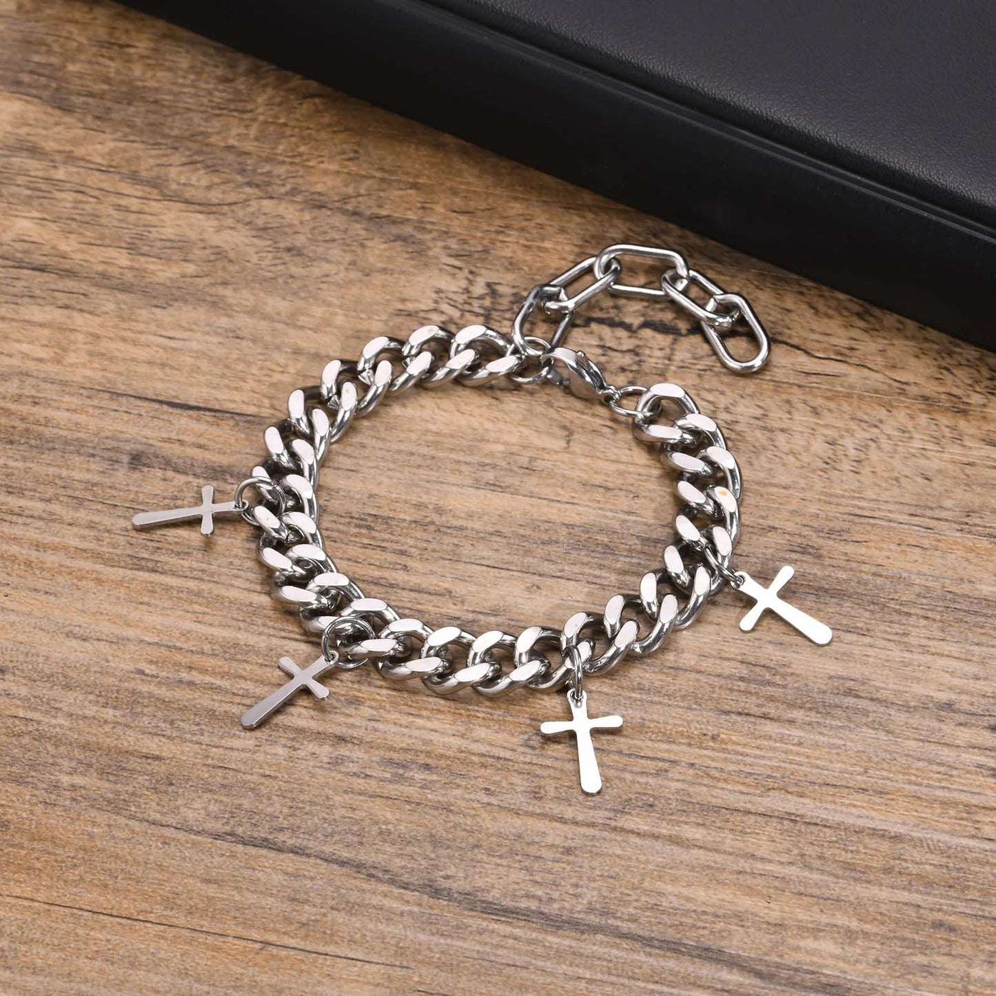 Edelstahl Kreuz Armband mit mehreren Kreuz-Anhänger "Ciondolo a Croce no.5215" - PITANI