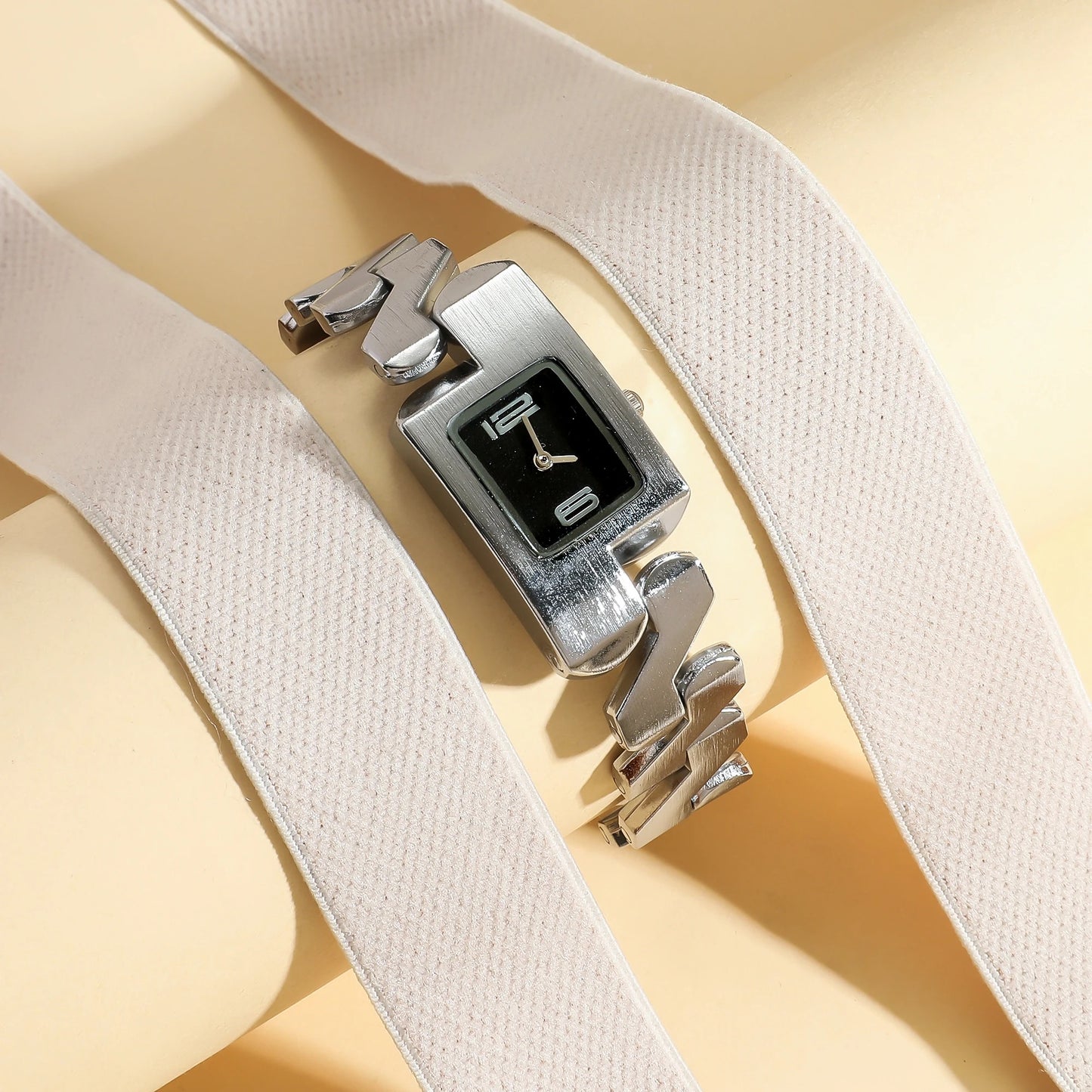 Außergewöhnliche geometrische Edelstahl Armbanduhr "Luce Alla Moda Per Donna no.3142" - PITANI