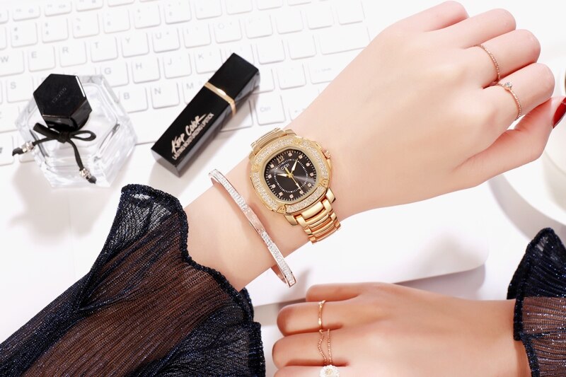 Edelstahl Armbanduhr "Signora Di Stile no.381" - PITANI
