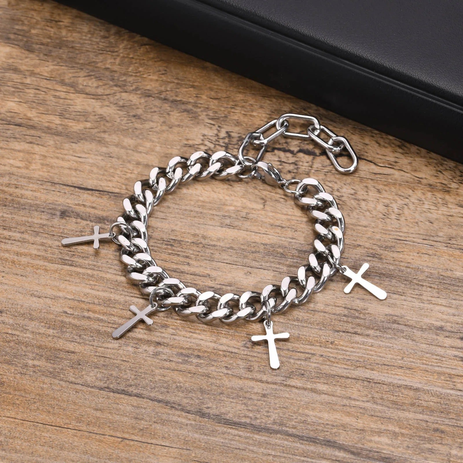 Edelstahl Kreuz Armband mit mehreren Kreuz-Anhänger "Ciondolo a Croce no.5215" - PITANI