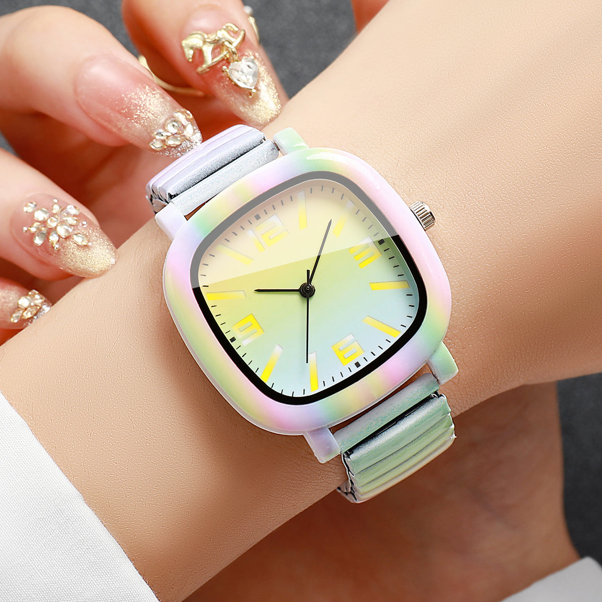 Modische Damen Armbanduhr mit Regenbogen-Farbverlauf – Quadratische Quarzuhr Armbanduhr no.3287 - PITANI