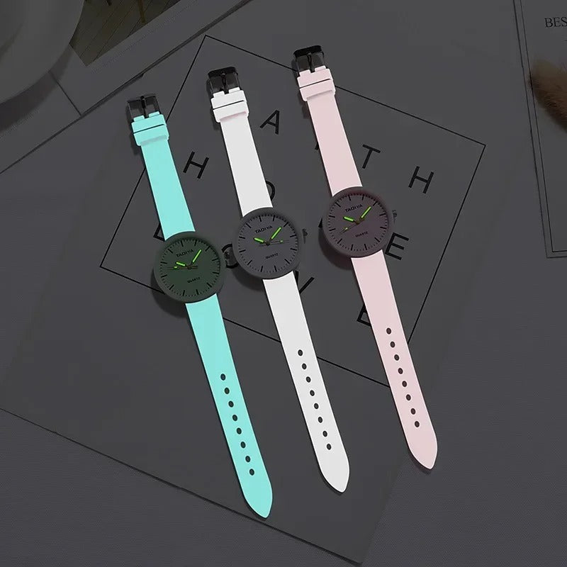 Armbanduhr mit leuchtendem Armband "Orologio Per In Silicone no.3112" - PITANI