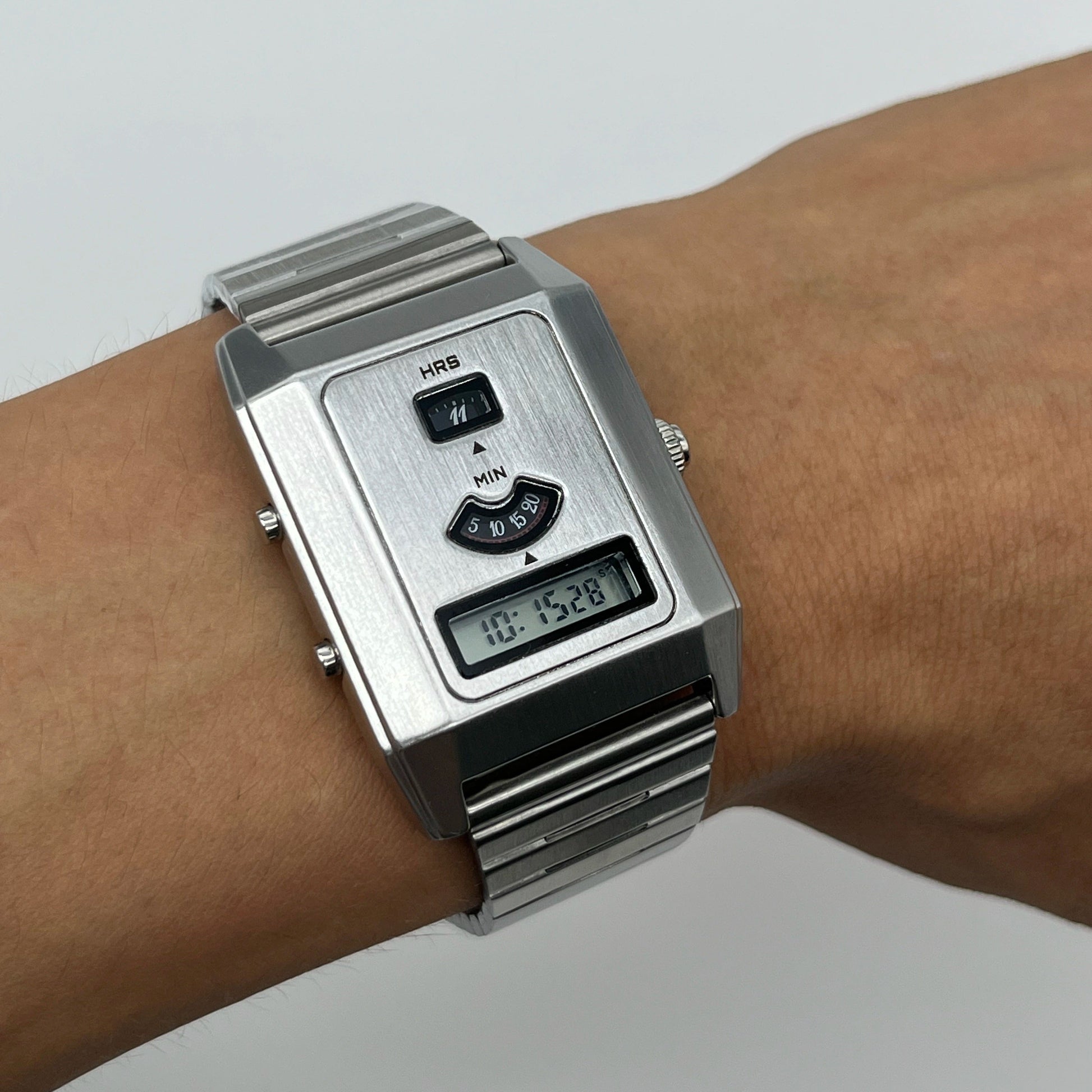 Außergewöhnliche Retro Edelstahl Armbanduhr "Design vintage-futuristico no.5210" - PITANI