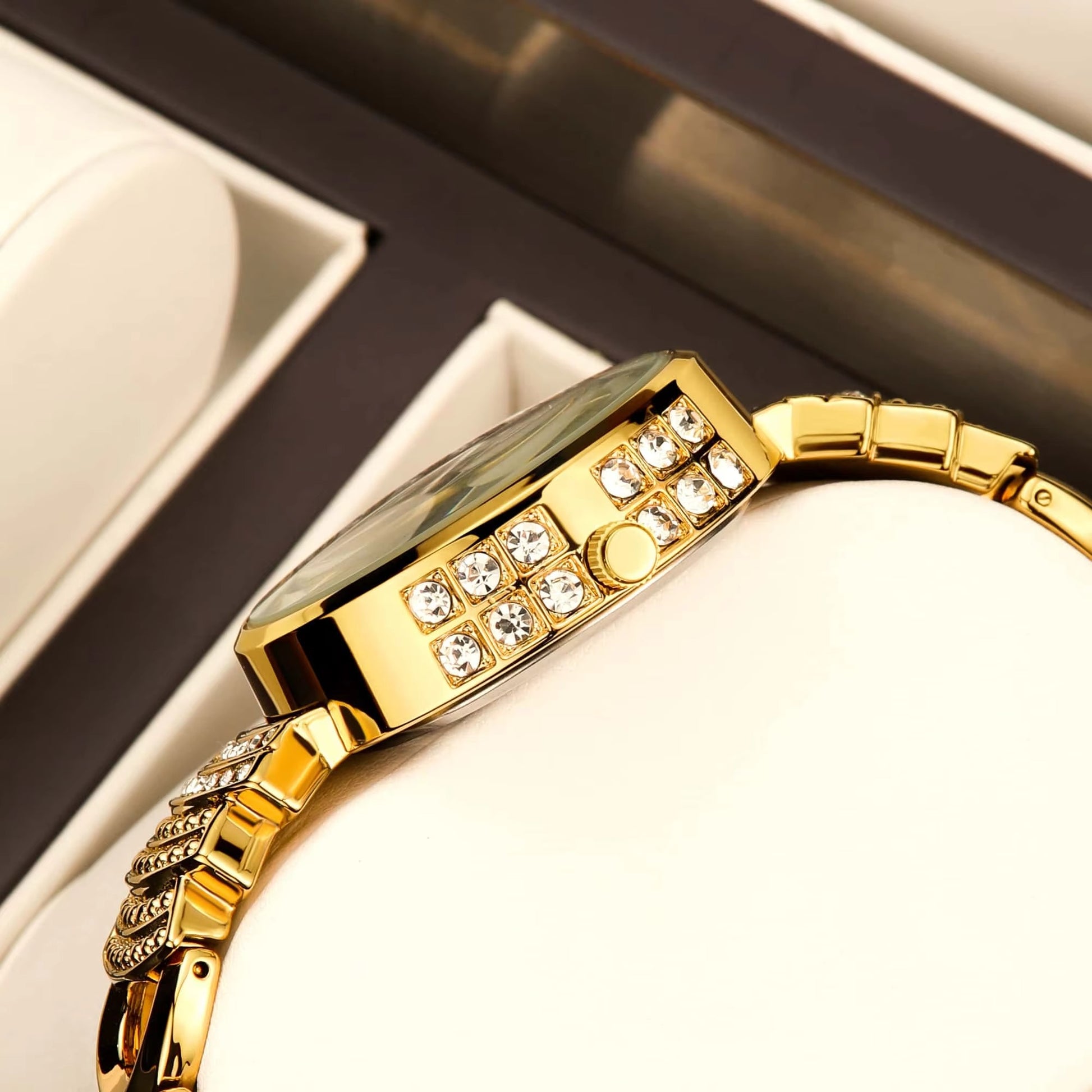 Funkelnde Edelstahl Glitzer Armbanduhr "Panno lucidante no.3206" - PITANI