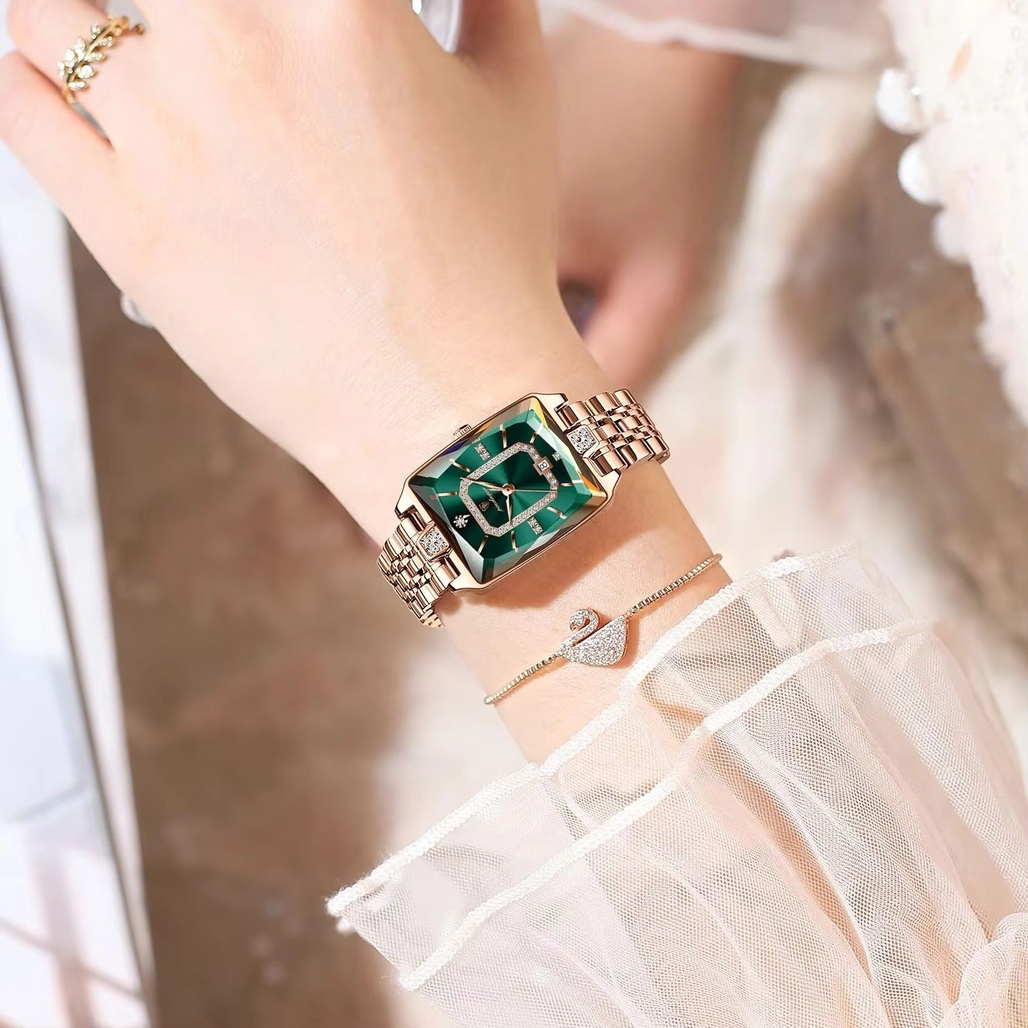 Edelstahl Armbanduhr mit Glitzerndem Ziffernblatt "Calendario impermeabile no.5173" - PITANI