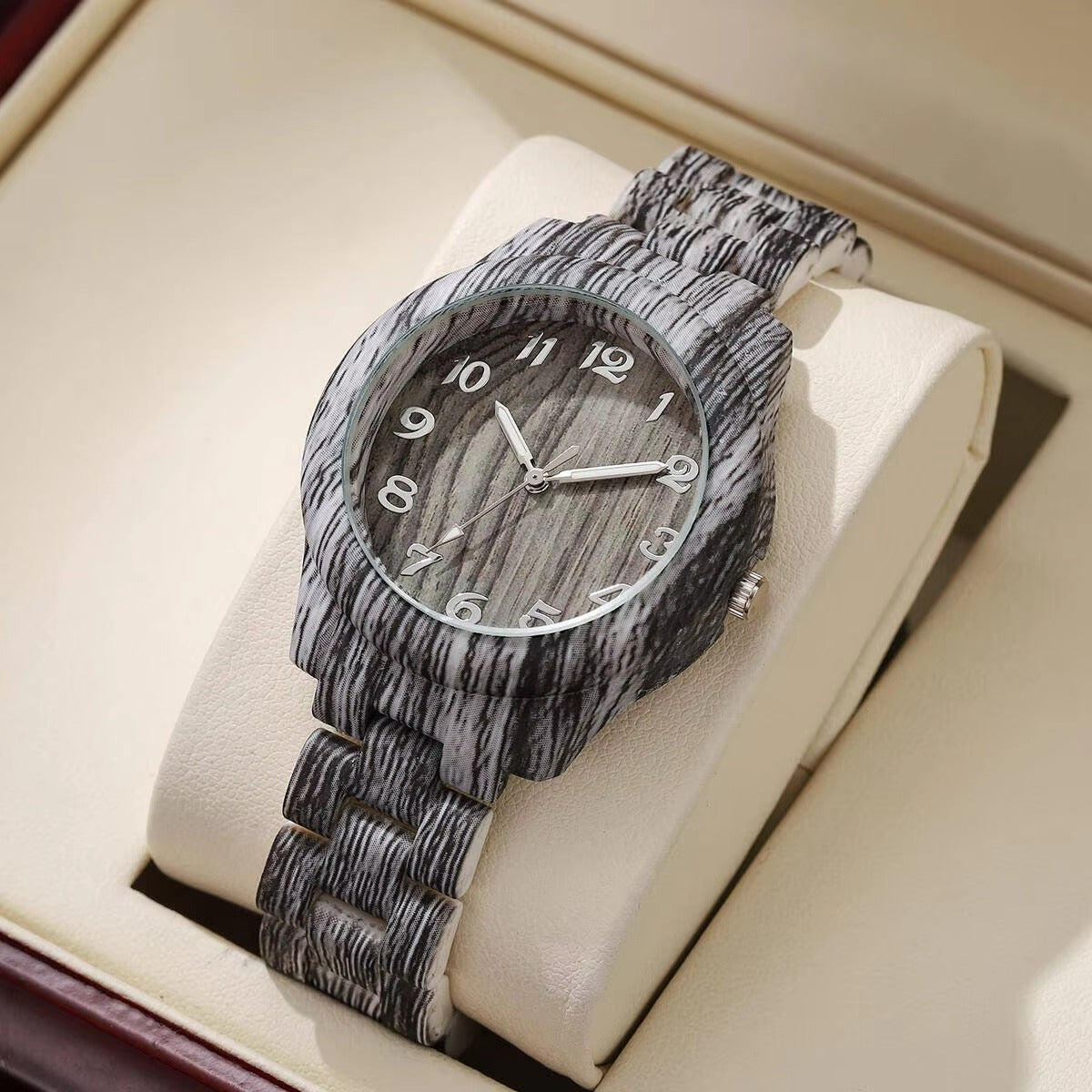 Minimalistische Holz Armbanduhr "Orologi da donna no.5161" - PITANI