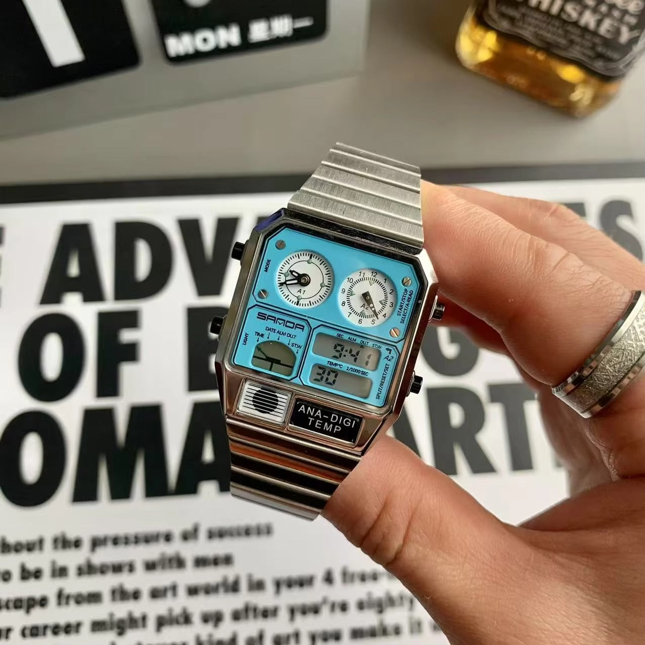 Außergewöhnliche multifunktional Retro Armbanduhr "Retro Square no.5218" - PITANI